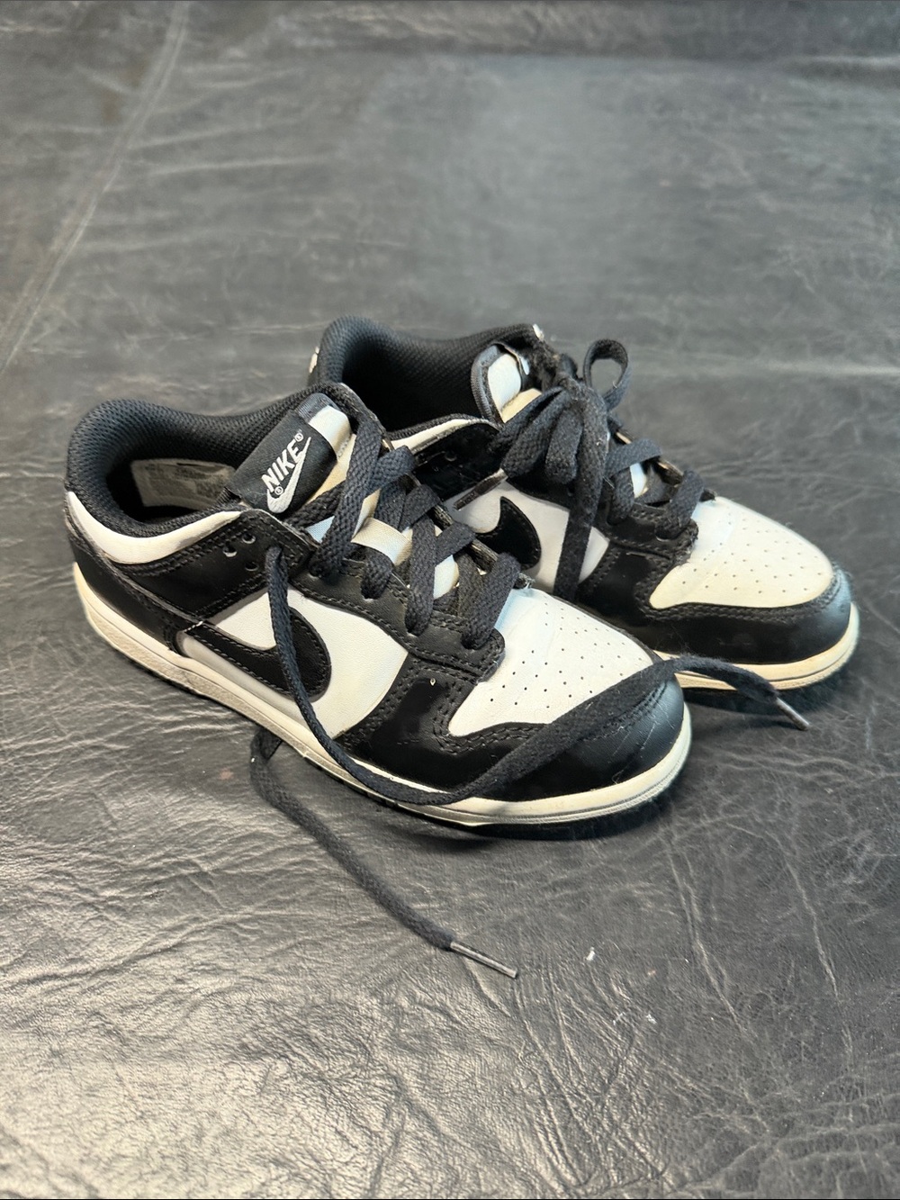 Nike Dunk Panda sz 1.5Y